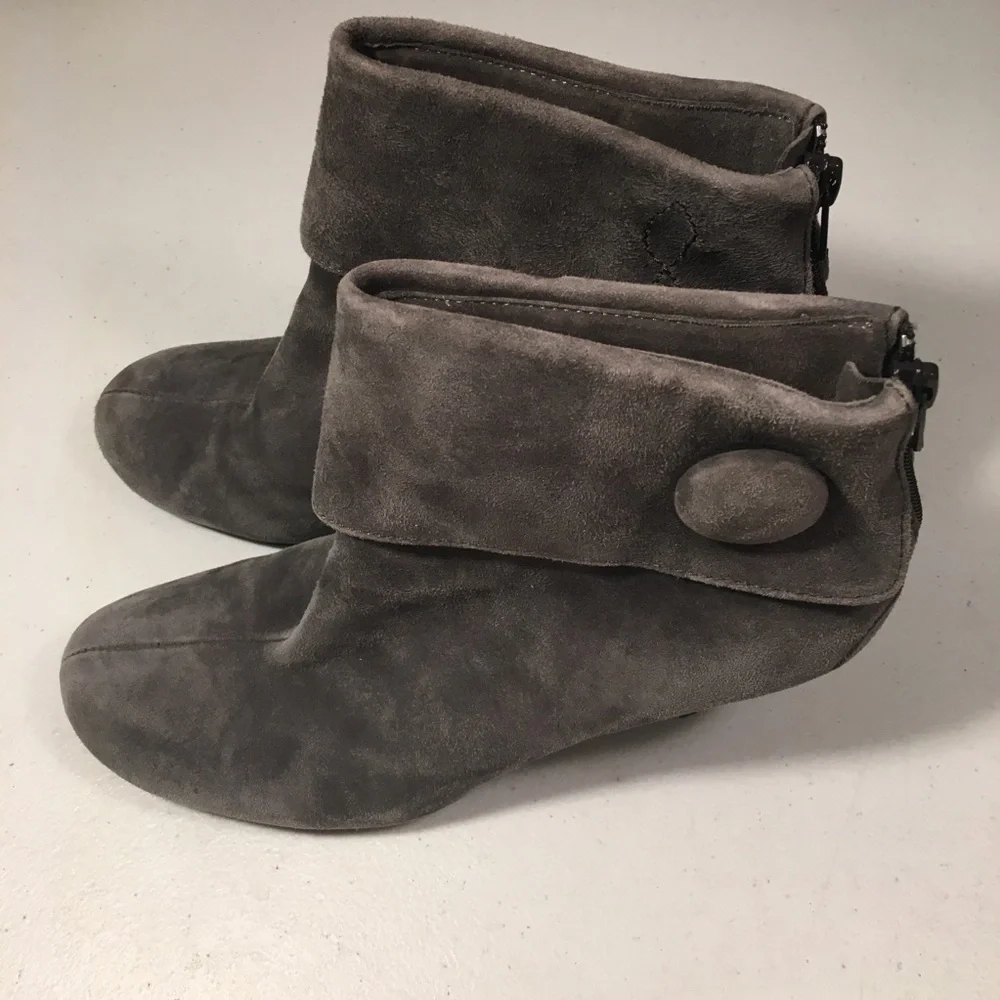 Franco Sarto Booties Gray Size 7.5M